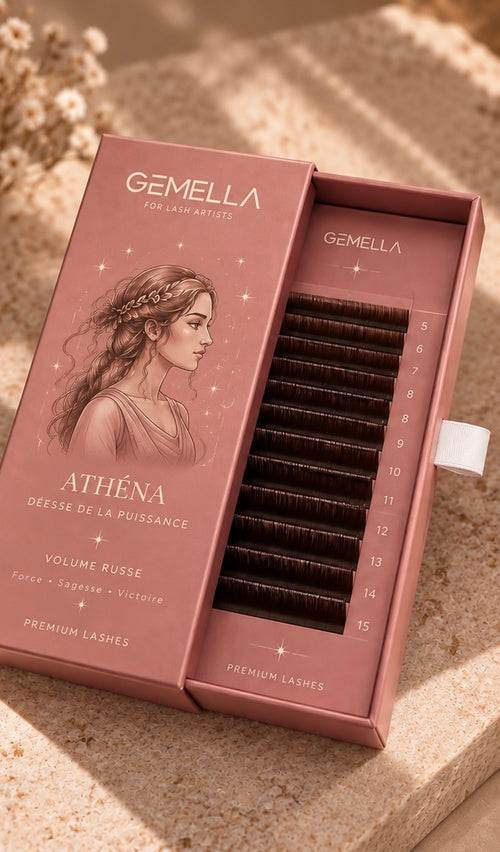 Coffret ouvert GEMELLA Athéna, extensions de cils Volume Russe noir 0,07, bandes de longueurs numérotées